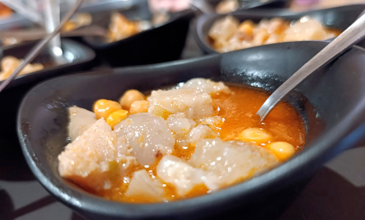 Callos con garbanzos