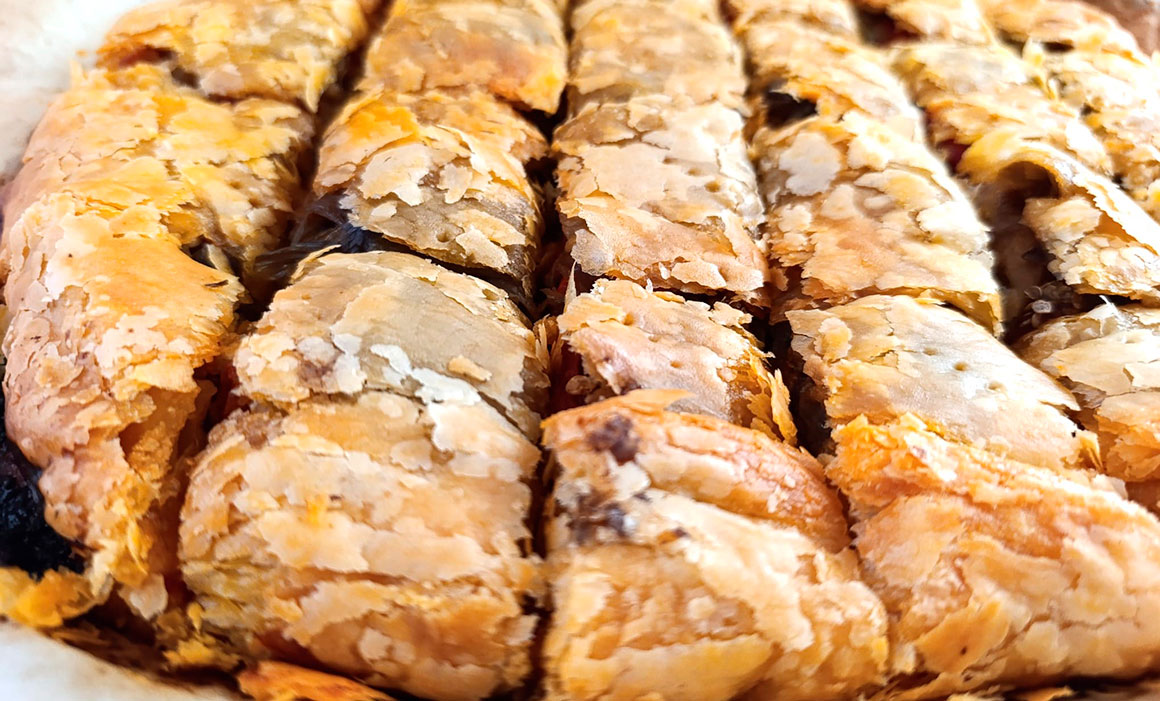 Empana de chichos en hojaldre